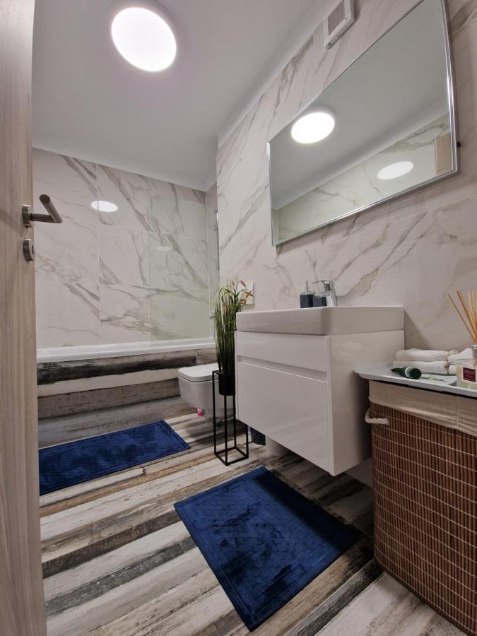 M&A Apartment Брашов Экстерьер фото