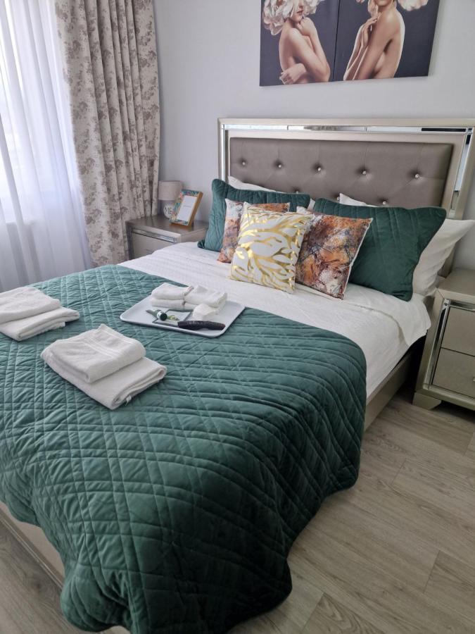 M&A Apartment Брашов Экстерьер фото