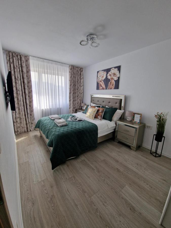 M&A Apartment Брашов Экстерьер фото