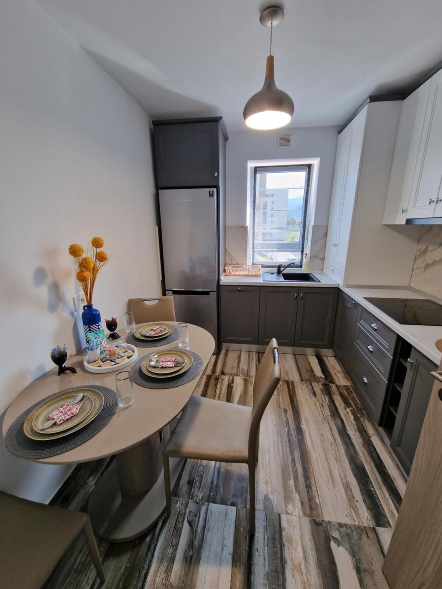 M&A Apartment Брашов Номер фото